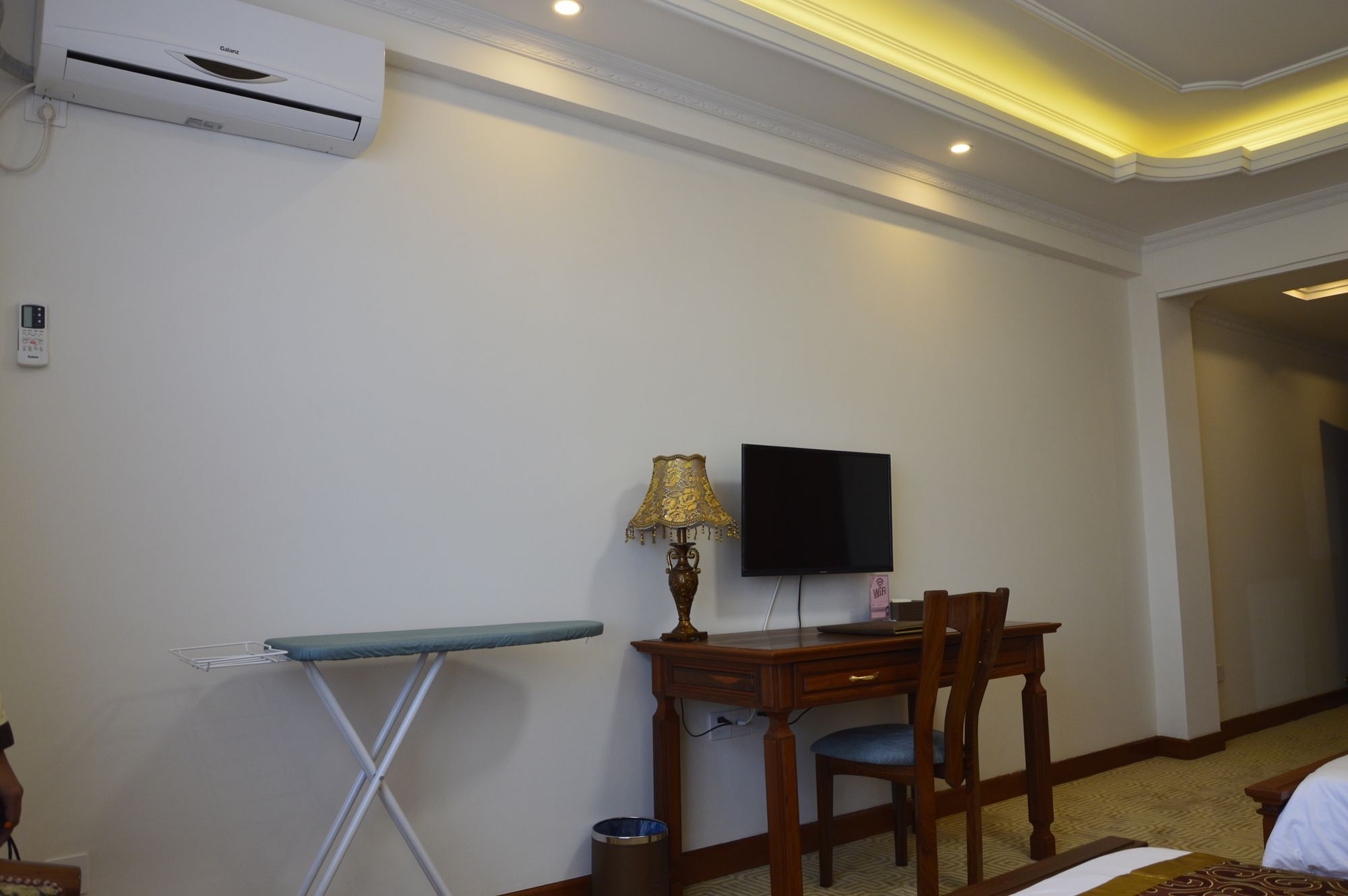 Asia & Africa Hotel Antananarivo Luaran gambar